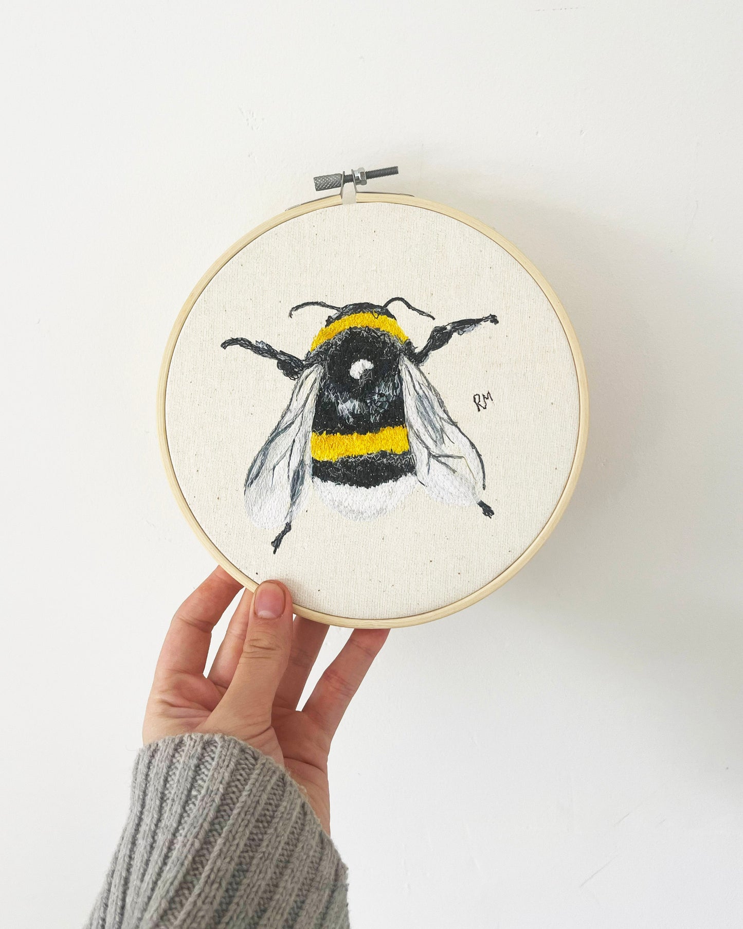 Bee Embroidered Hoop Picture